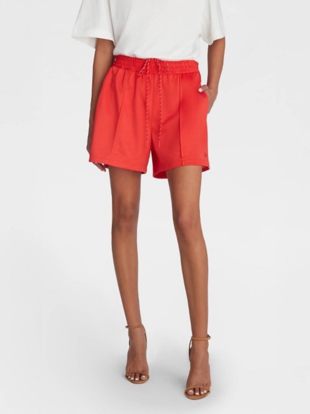 KBB by Kahlana Women’s Mid-Rise “The Track Shorts” in Red Size M NWT